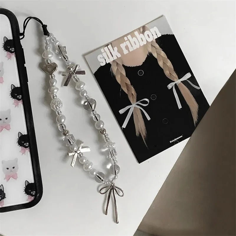 Mobile Tech Accessories - Kore Sevimli Şerit Ilmek Aşk Kalp